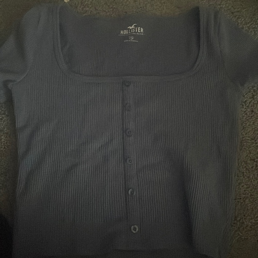 hollister xs navy short sleeve henley top with buttons